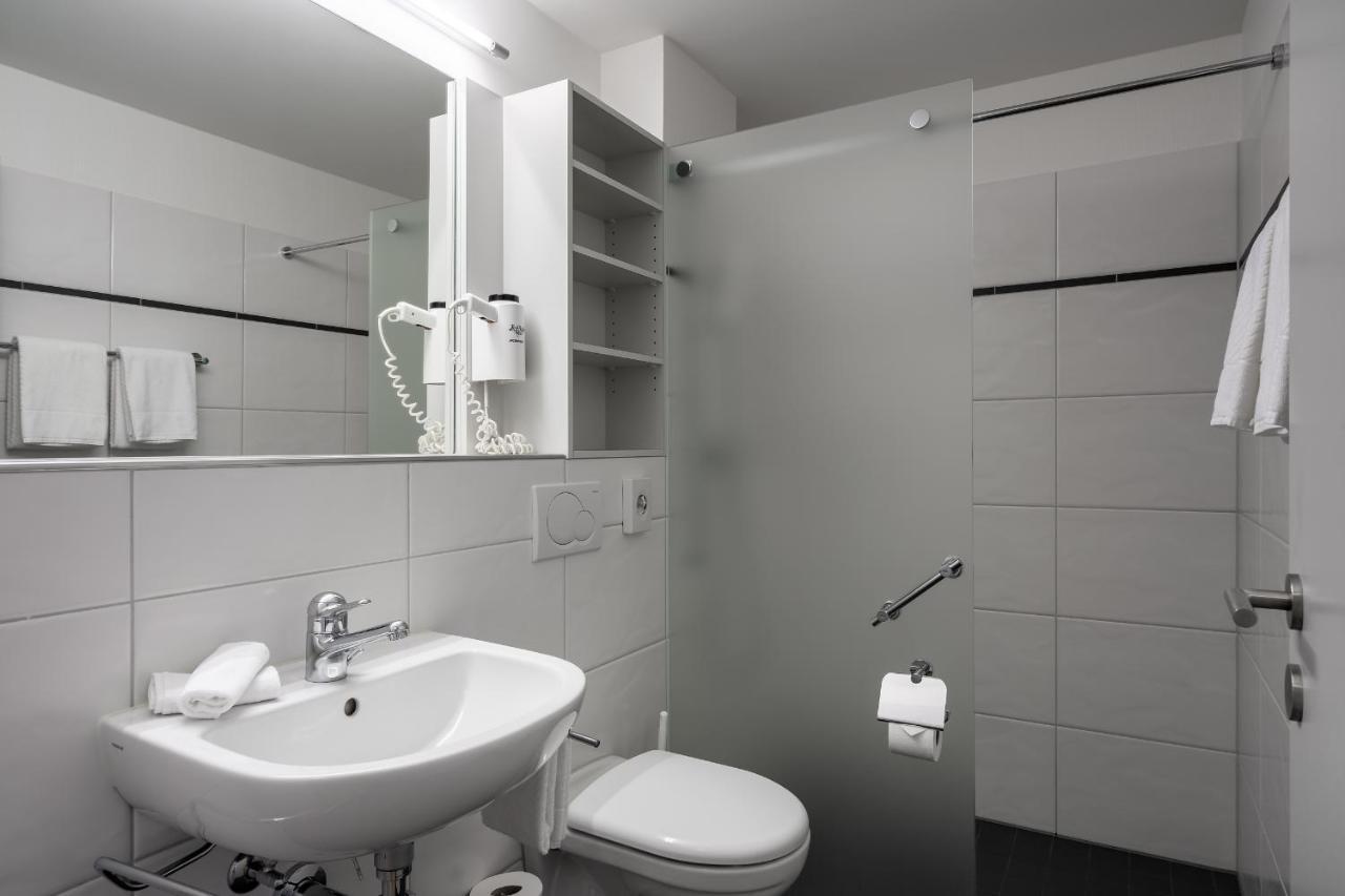 Hotel Artos Интерлакен Экстерьер фото