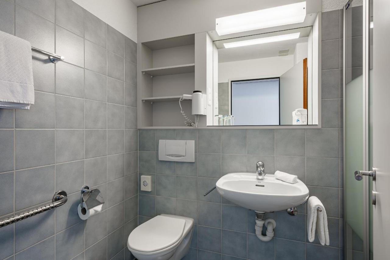 Hotel Artos Интерлакен Экстерьер фото